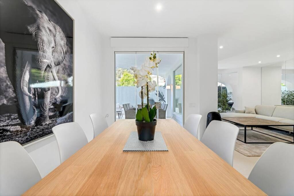 By Riva - Stylish 3 Bedroom Luxury In Naranjos De Appartement
