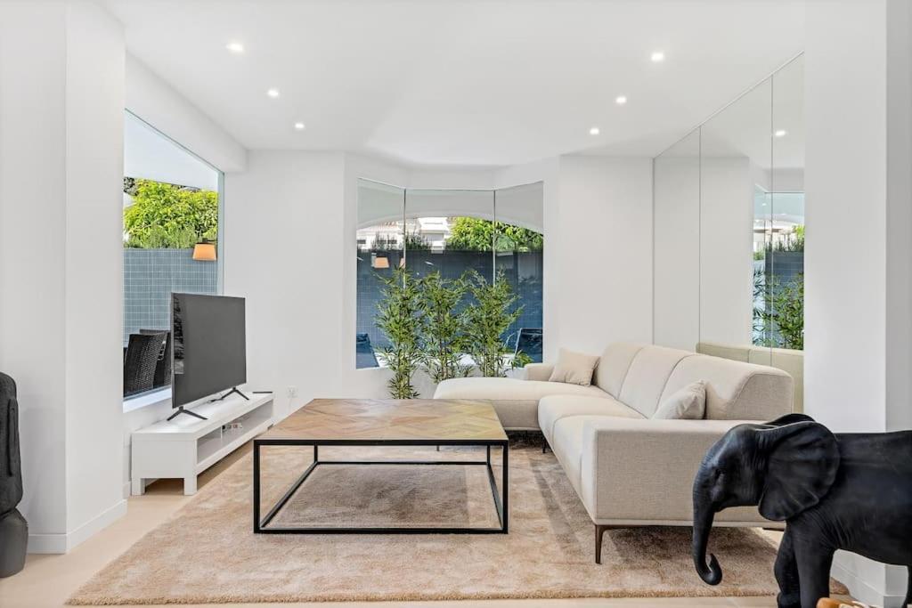 By Riva - Stylish 3 Bedroom Luxury In Naranjos De * Marbella