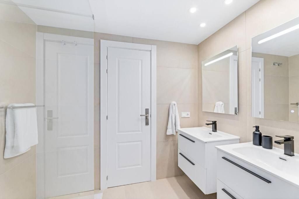Appartement By Riva - Stylish 3 Bedroom Luxury In Naranjos De
