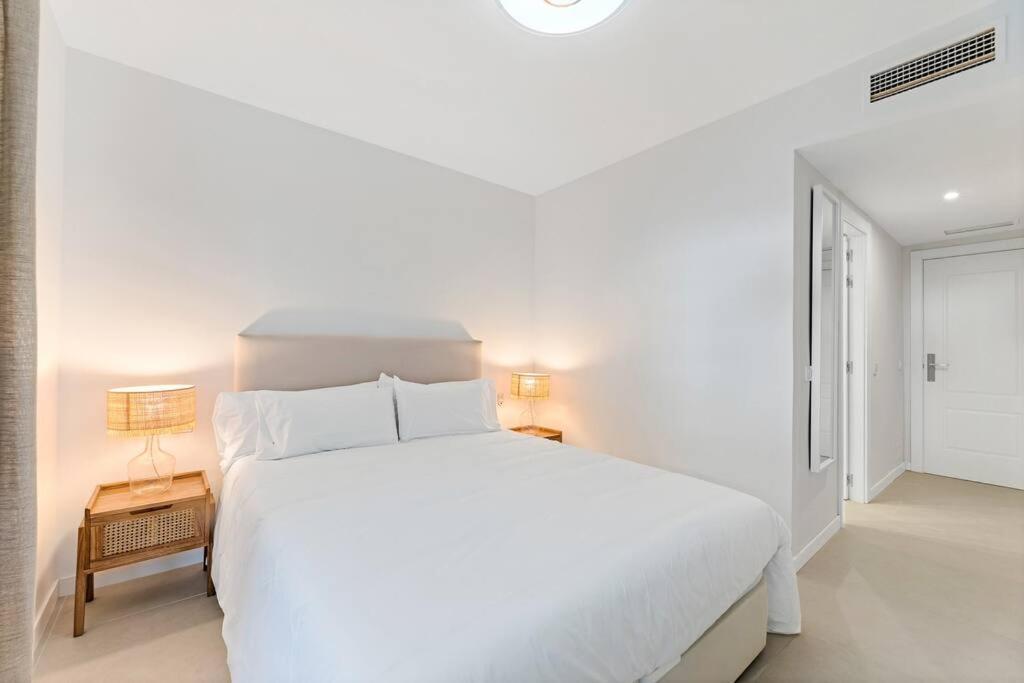 Appartement By Riva - Stylish 3 Bedroom Luxury In Naranjos De *