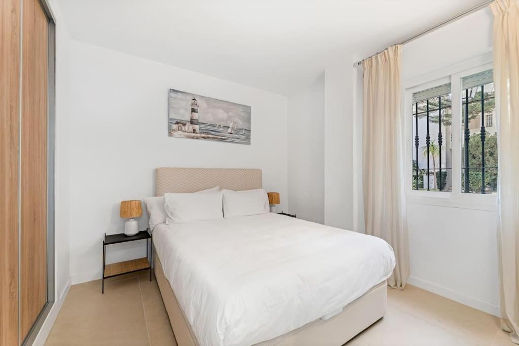By Riva - Stylish 3 Bedroom Luxury In Naranjos De * Marbella