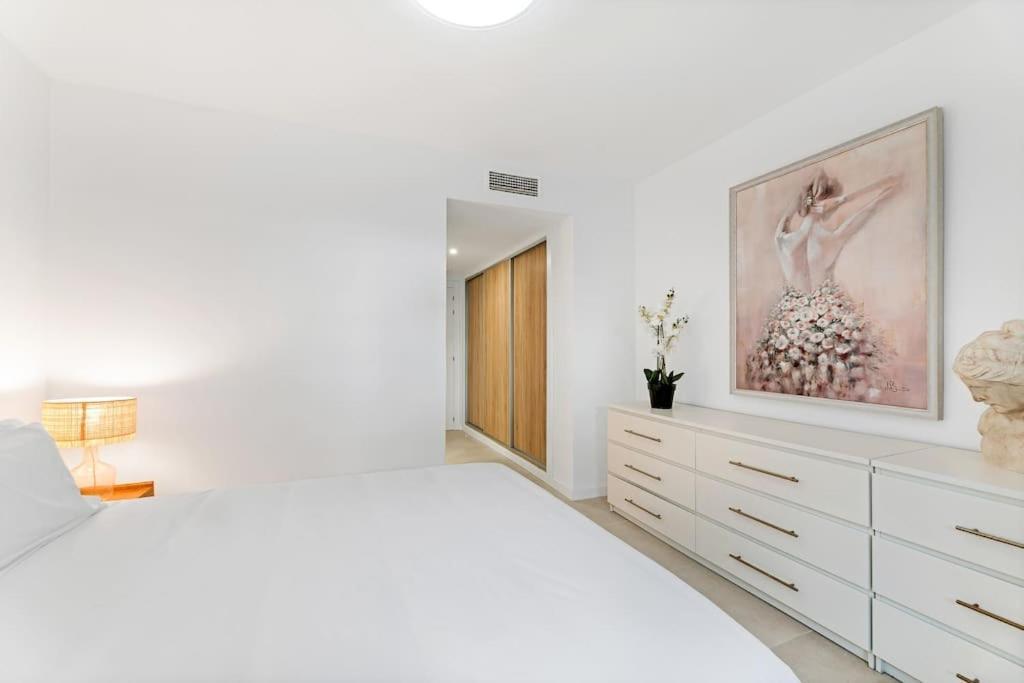 By Riva - Stylish 3 Bedroom Luxury In Naranjos De * Marbella
